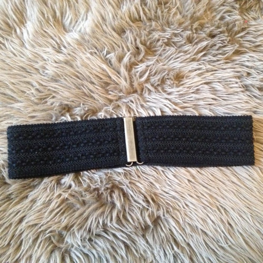 Smart Set black thick elasticized belt - size M